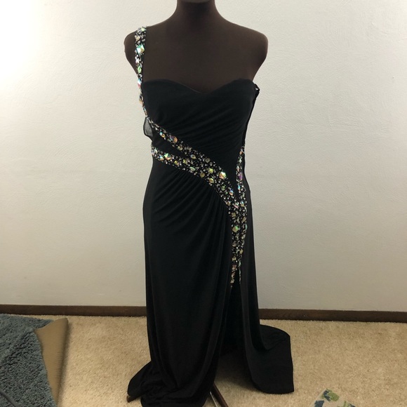 DEB | Black Formal Dress - Picture 1 of 8